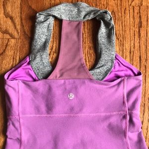Lululemon scoop neck tank light purple SZ 4